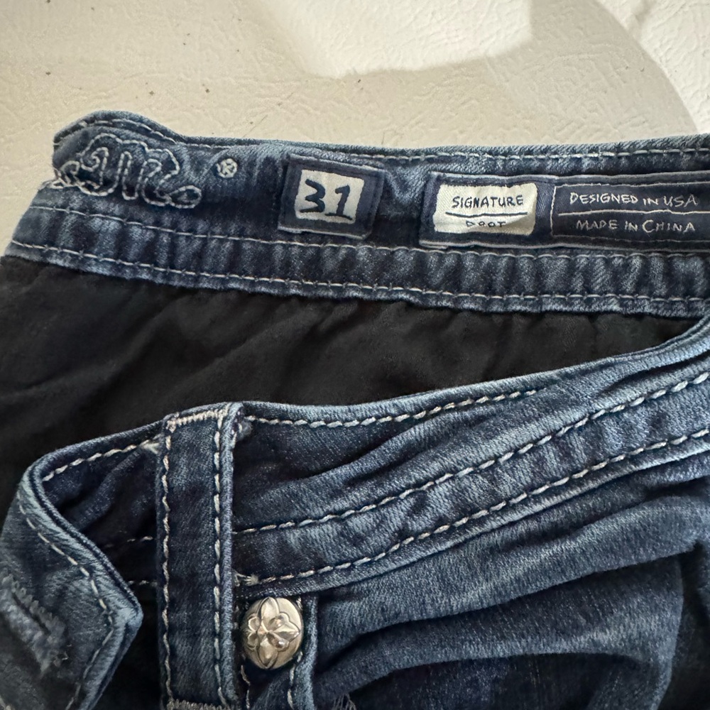 Women’s miss me jeans